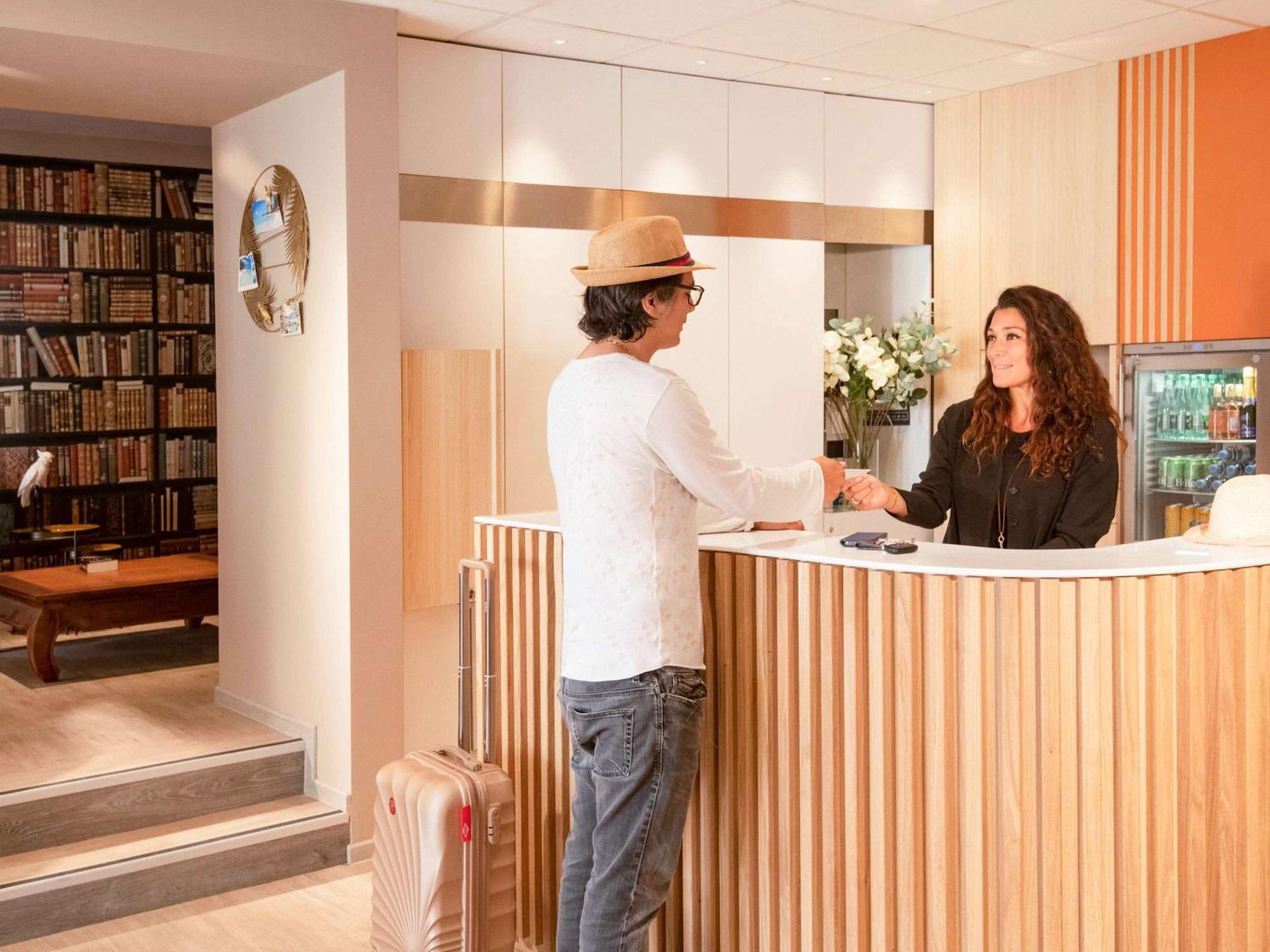 Ibis Styles Beaulieu Sur Mer Luaran gambar